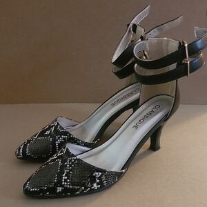 Classique Black and White Snakeskin Heels Size 7